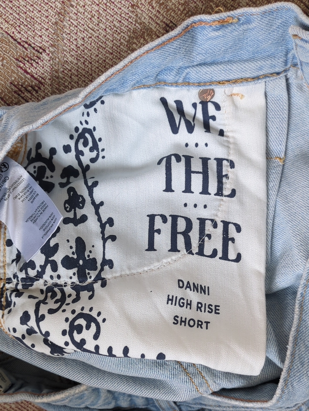 FP Danni High Rise Short Denim Jean Light Wash M - Picture 8 of 10